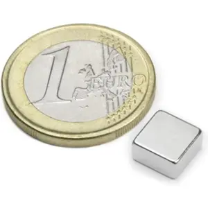 Íman Neodymium (NdFeB) quadrado N45 8x8x4mm