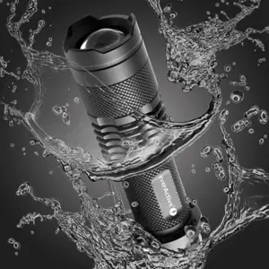 Lanterna compacta LED CREE XP-E2 3W 200lm c/ zoom - 1xAA