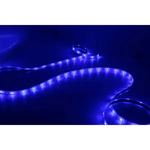 Fita de LEDs RGB inteligente Wi-Fi 12W c/ controlador (compatível c/ Tuya) - 2.0m