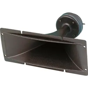 Trompete para médios/agudos. 50 W máximo, 25 W RMS.