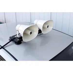 Soporte de altavoces para vehículos.