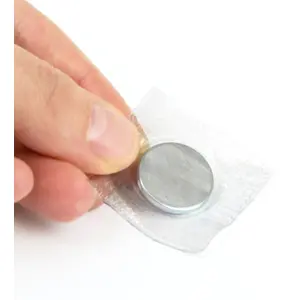 Íman Neodymium (NdFeB) redondo Ø18x2mm para costurar [35x35mm]