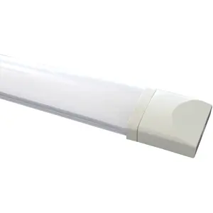 Luminária LED de superfície 230V 36W 2850lm 4000K 1230x67mm