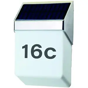 Aplique de LED solar con autoadhesivos alfanuméricos para la numeración de viviendas