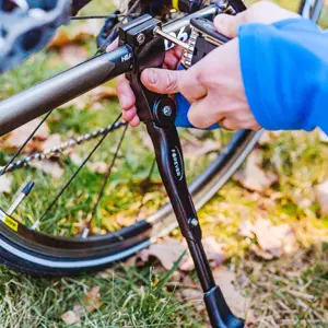 Descanso universal ajustável para bicicleta (24''-29'') - preto