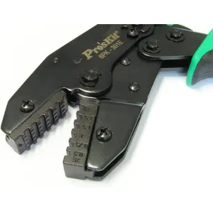 Alicate de cravar ponteiras 0.5...4mm²