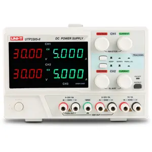 Fonte de alimentação digital multicanal (3x) de laboratório 0-32V /0-3A 207W