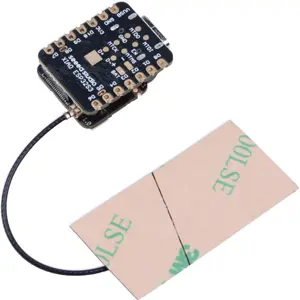 Microcontrolador Seeed Studio XIAO ESP32S3 Sense para aplicações de AI com câmara e microfone