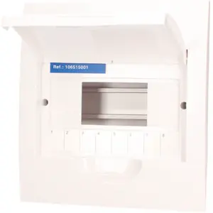 Caixa de distribuição de embutir para quadro elétrico - porta opaca - 1 fila - 8 módulos