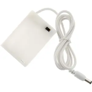 Suporte de pilhas 3xAA caixa fechada c/ interruptor e ficha DC 5.5x2.1mm