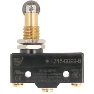 Microswitch industrial com rolamento longitudinal SPDT 250VAC 15A ON-(ON) IP40