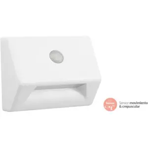 Aplique LED 4000k para escada com sensor movimento + crepuscular - IP54