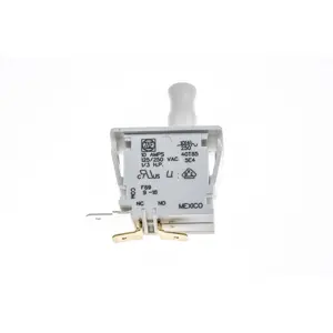 Botão interruptor de pressão monoestável tipo frigorífico SPDT ON-(ON) 250VAC - branco