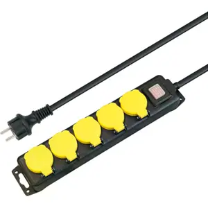 Bloco de 5 tomadas p/ exterior c/ interruptor IP44 - 3.0m