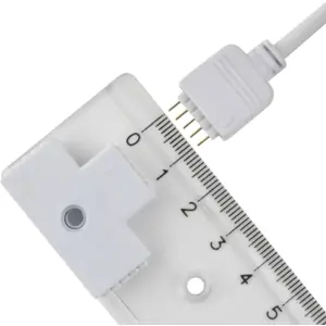 Adaptador em ''T'' de ligação 5 pinos para RGB+W