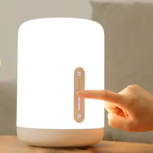 Candeeiro WiFi inteligente de cabeceira RGBW 400lm