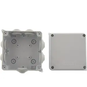 Caixa de derivação estanque 100x100x70mm IP65