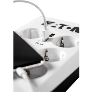 Bloco de 6 tomadas + 2x USB-A c/ proteção de sobretensão + interruptor - cabo 1.5m