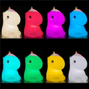 Candeeiro LED RGB-W (3000K) Touch sem fios recarregável (USB-C) - Unicórnio