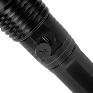 Lanterna LED 10W 1000lm c/ zoom em alumínio - 26650 Recarregável - USB-C