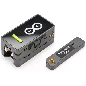 Kit de desenvolvimento IoT com ESP32-C6, Wi-Fi 6, Zigbee, Thread e LoRa