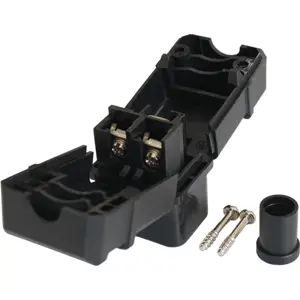 Ficha IEC C20 (macho) 3pin 16A p/ cabo (ligação parafuso)