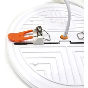 Downlight LED redondo 230V 18W 1440lm CCT 3000/4000/6000K Ø120x21mm (ajustável Ø42–97mm) IP44