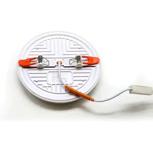 Downlight LED redondo 230V 18W 1440lm CCT 3000/4000/6000K Ø120x21mm (ajustável Ø42–97mm) IP44