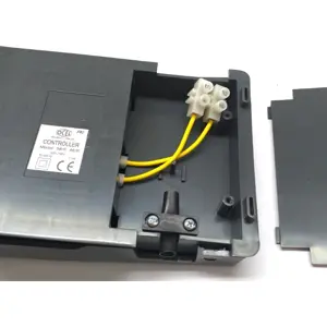 Pedal eletrónico universal (sem cabo) para máquinas de costura