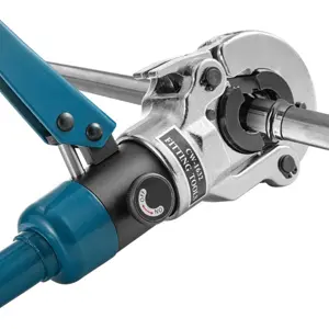 Alicate hidráulico p/ tubos multicamada PEX-AL-PEX + 12 matrizes